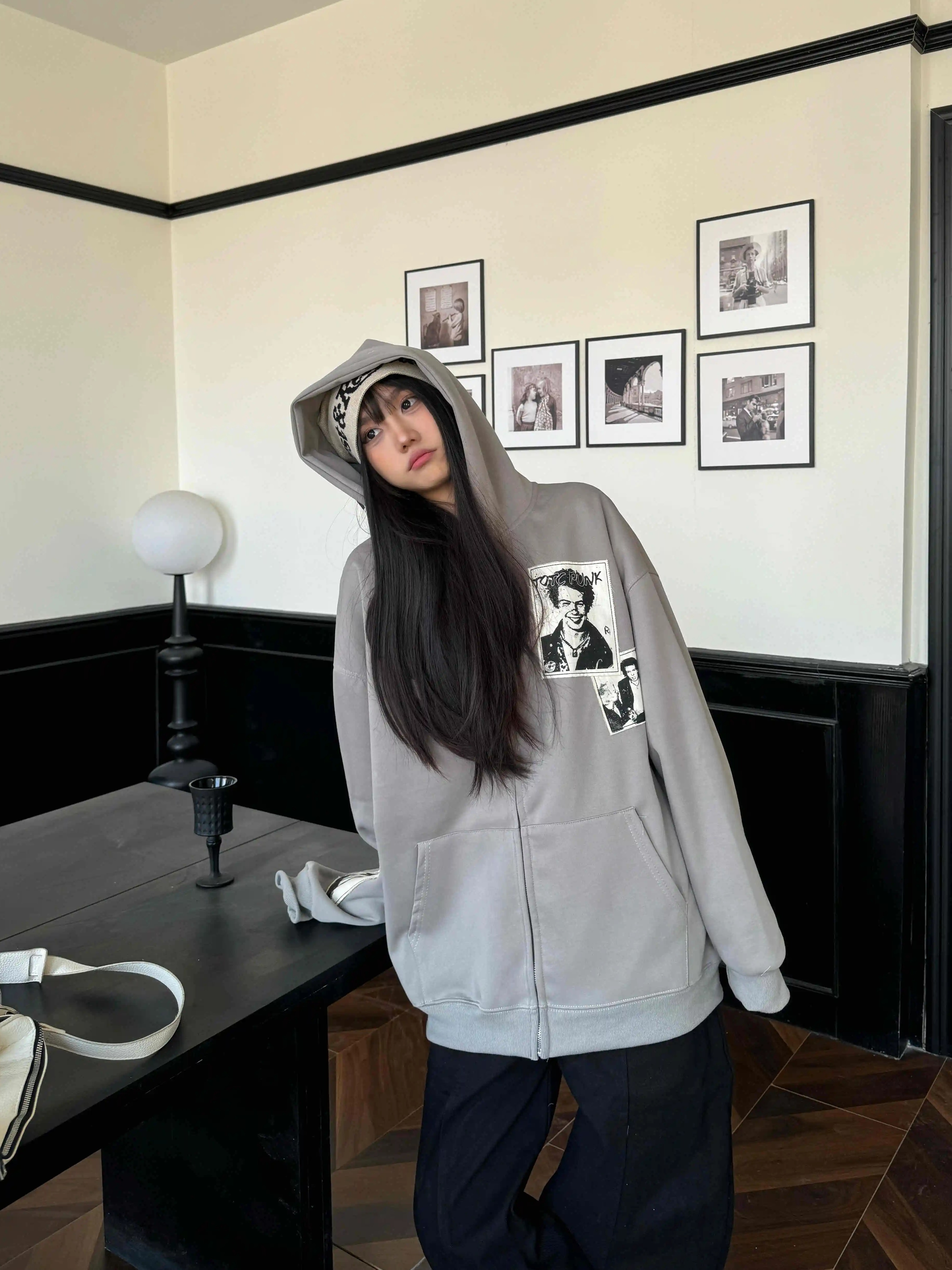 Unisex Loose Zip-Up Hoodie Cardigan with Amoeba Portrait Patch - American Street Style Niche Design