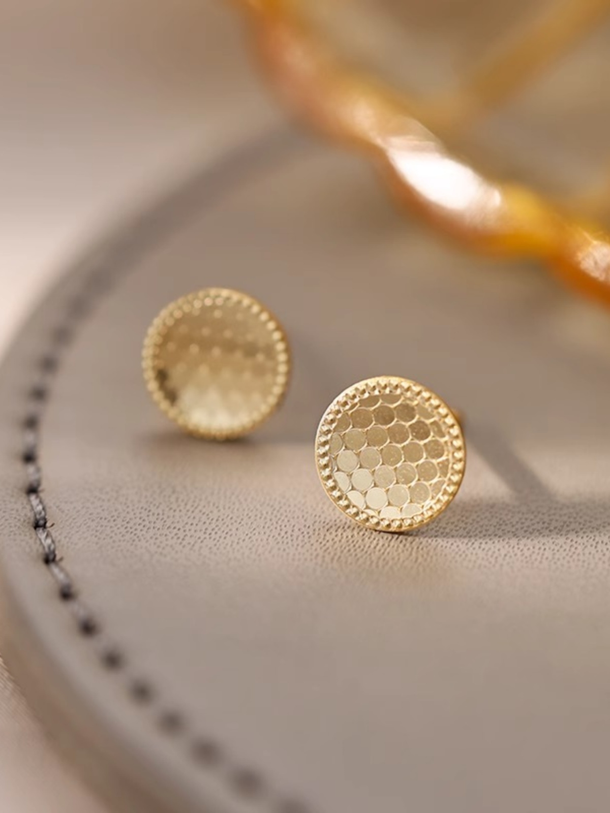 Unisex Lotus Earrings - Unique Paris Designer Style, Niche Accessories for Trendy Fashion Lovers Unisex Lotus Earrings - Unique Paris Designer Style, Niche Accessories for Trendy Fashion Lovers