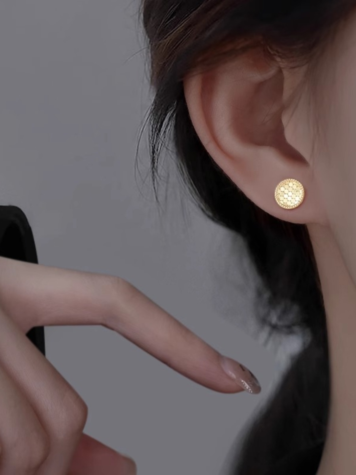 Unisex Lotus Earrings - Unique Paris Designer Style, Niche Accessories for Trendy Fashion Lovers Unisex Lotus Earrings - Unique Paris Designer Style, Niche Accessories for Trendy Fashion Lovers