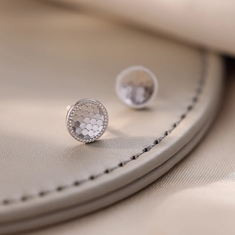 Unisex Lotus Earrings - Unique Paris Designer Style, Niche Accessories for Trendy Fashion Lovers