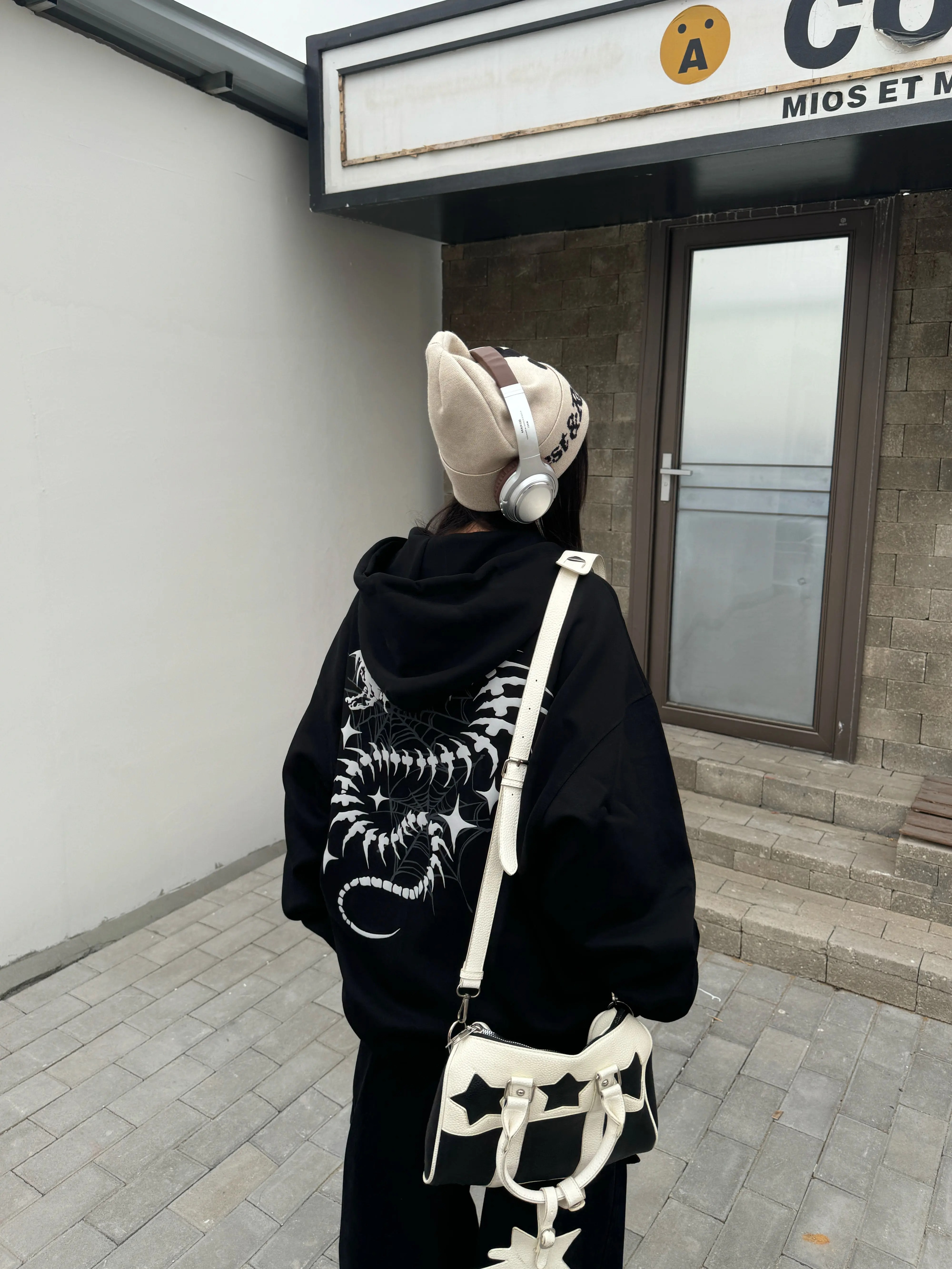 Unisex Snake Year Skeleton Print Hoodie Jacket - Limited Edition Spring Zipper Cardigan in Trendy Amoeba Style Unisex Snake Year Skeleton Print Hoodie Jacket - Limited Edition Spring Zipper Cardigan in Trendy Amoeba Style
