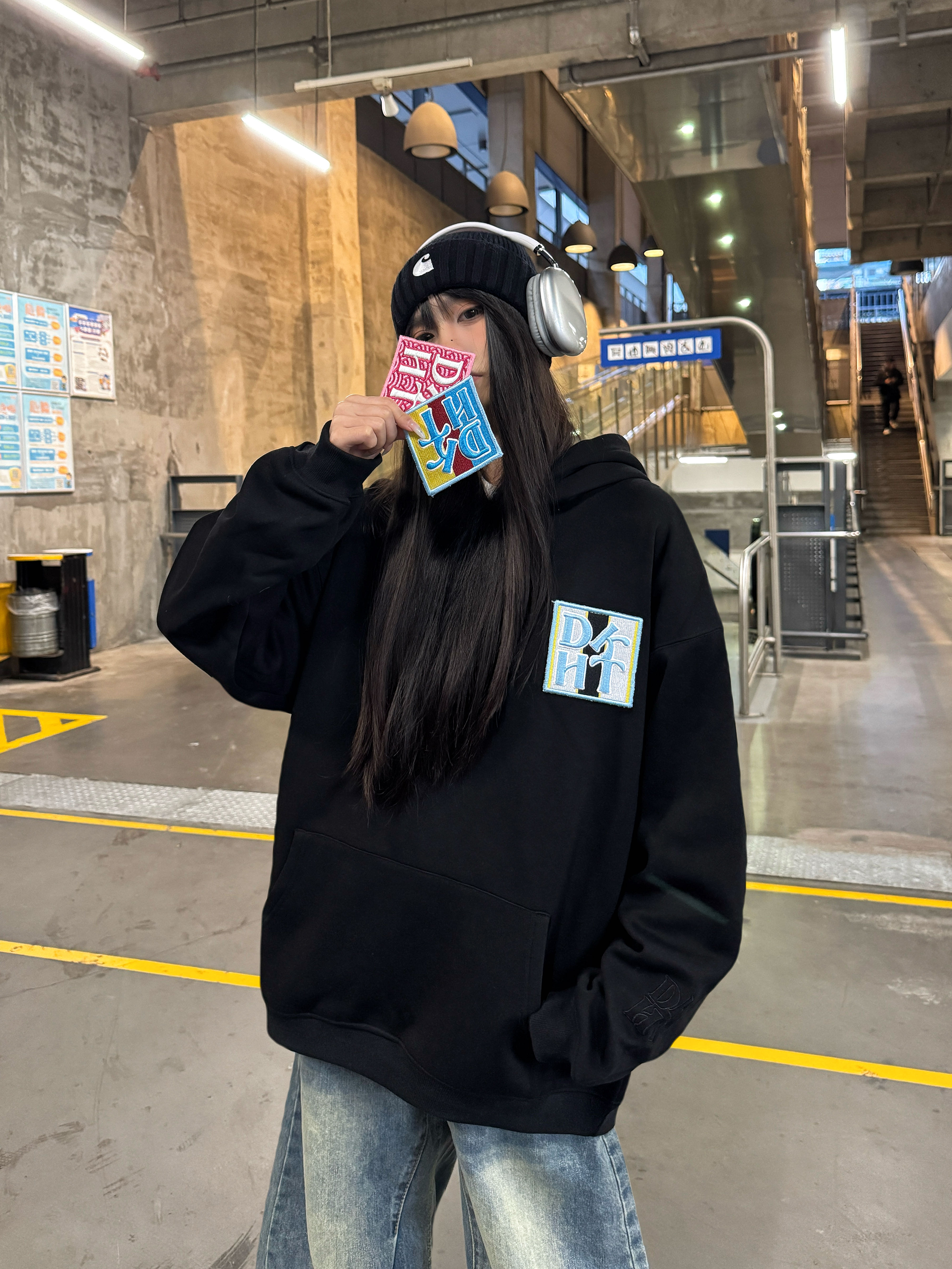 Unisex Velcro Letter Fleece Hoodie, 2025 Trendy Sweatshirt, Loose Fit, Versatile Style for Men and Women, Casual Streetwear Fashion Unisex Velcro Letter Fleece Hoodie, 2025 Trendy Sweatshirt, Loose Fit, Versatile Style for Men and Women, Casual Streetwear Fashion