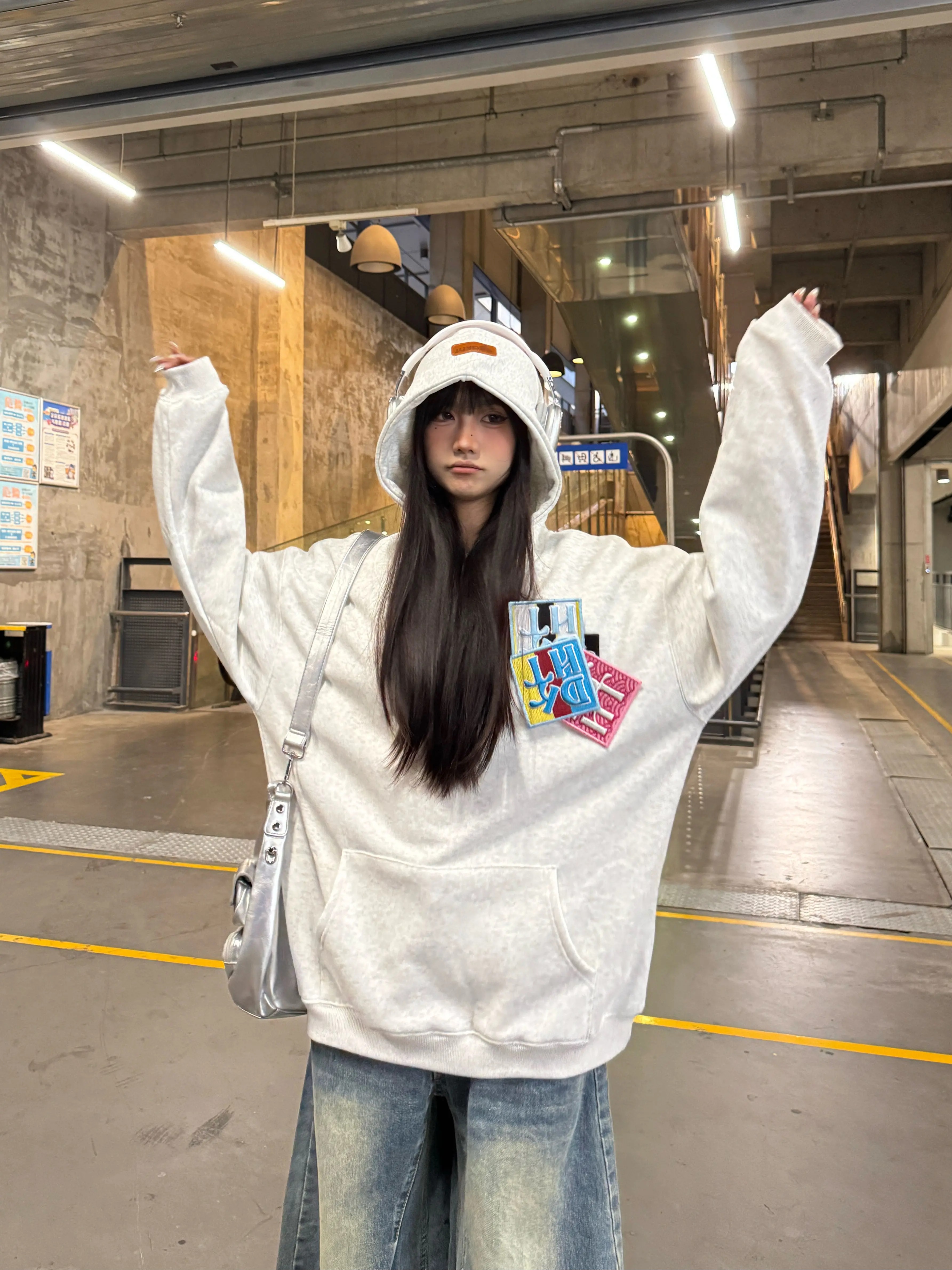 Unisex Velcro Letter Fleece Hoodie, 2025 Trendy Sweatshirt, Loose Fit, Versatile Style for Men and Women, Casual Streetwear Fashion Unisex Velcro Letter Fleece Hoodie, 2025 Trendy Sweatshirt, Loose Fit, Versatile Style for Men and Women, Casual Streetwear Fashion