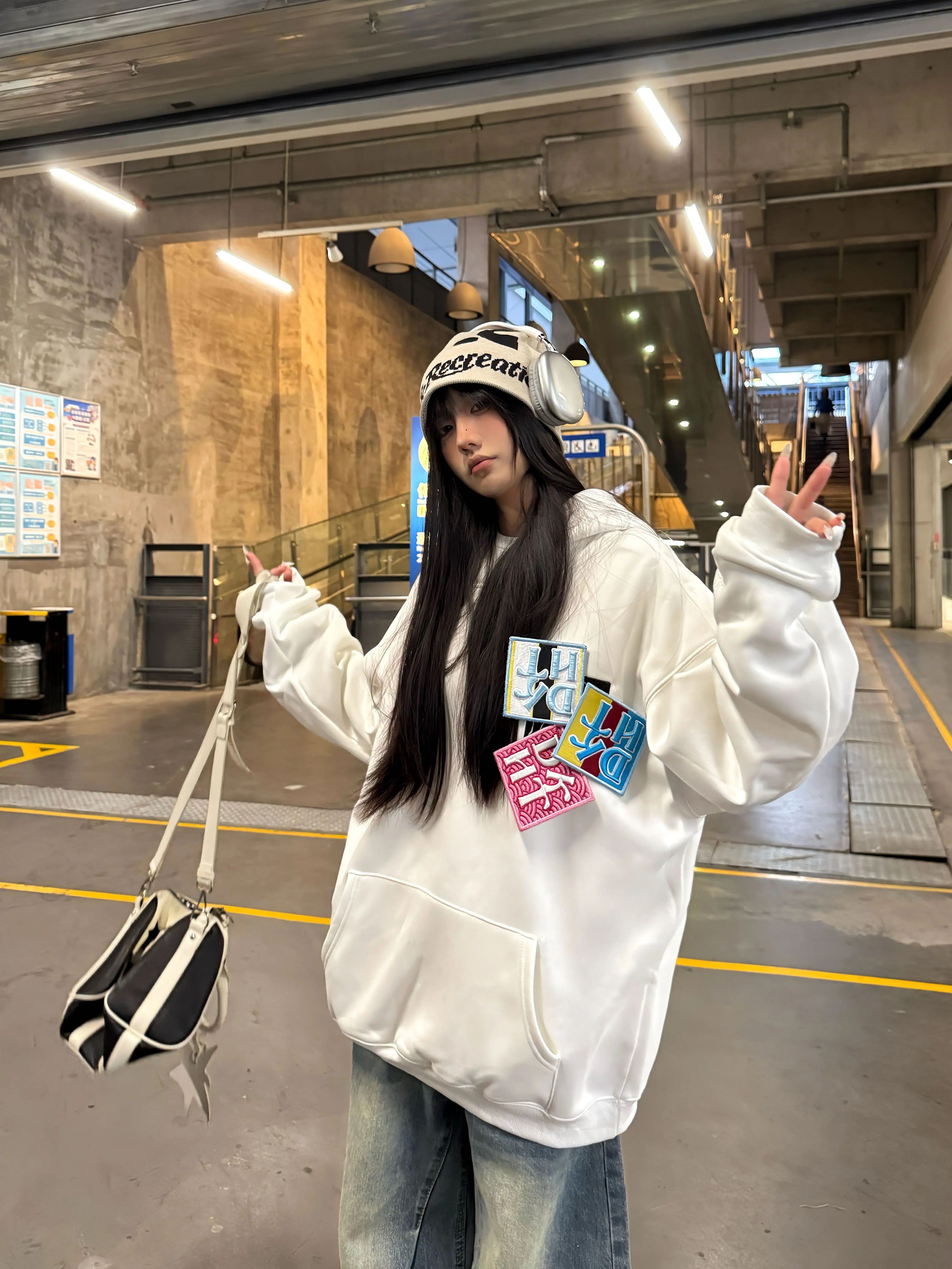 Unisex Velcro Letter Fleece Hoodie, 2025 Trendy Sweatshirt, Loose Fit, Versatile Style for Men and Women, Casual Streetwear Fashion Unisex Velcro Letter Fleece Hoodie, 2025 Trendy Sweatshirt, Loose Fit, Versatile Style for Men and Women, Casual Streetwear Fashion