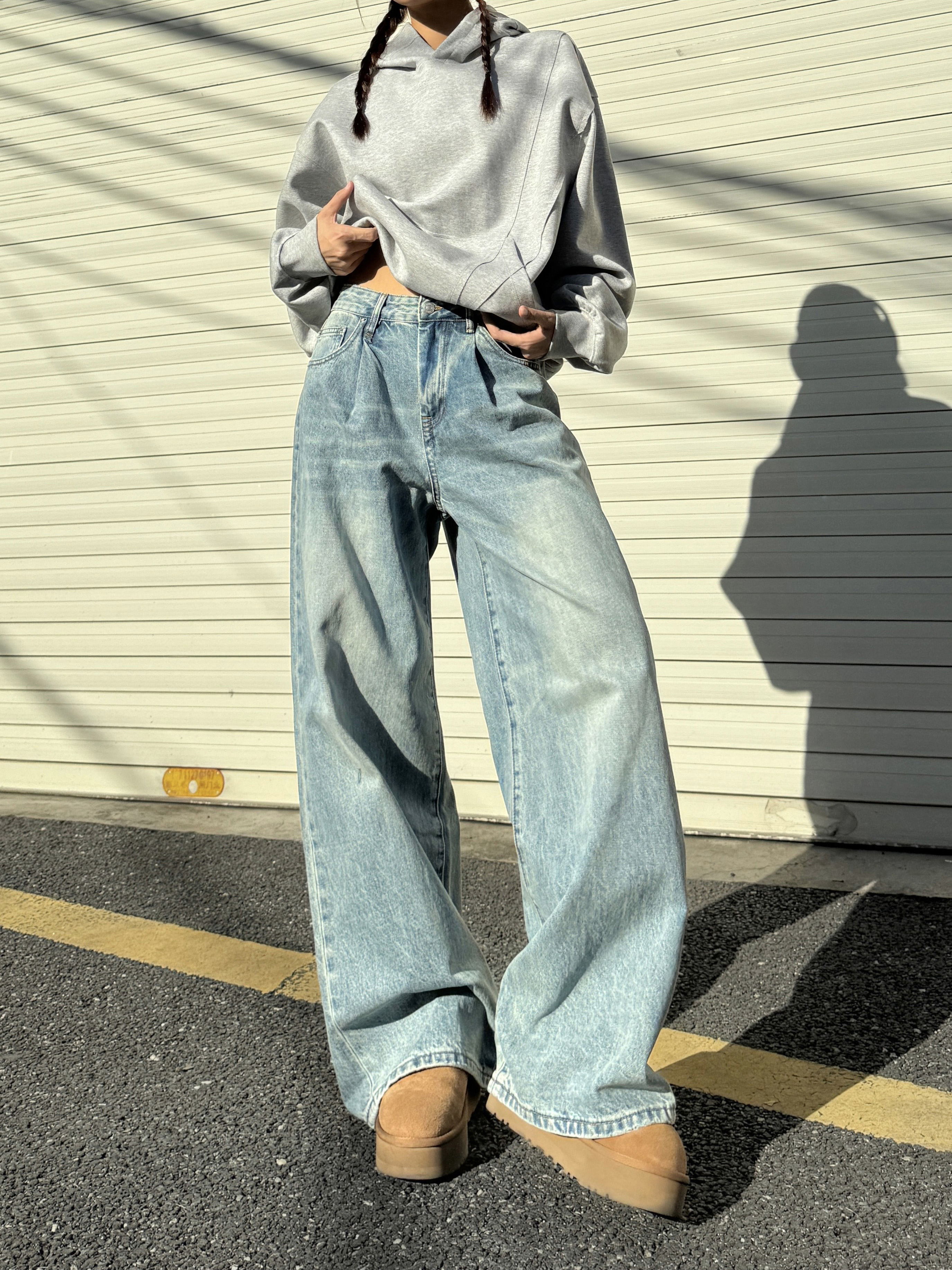 Unisex Vintage Hip-Hop Wide-Leg Floor-Length Jeans in Washed Blue - 90s American Street Style
