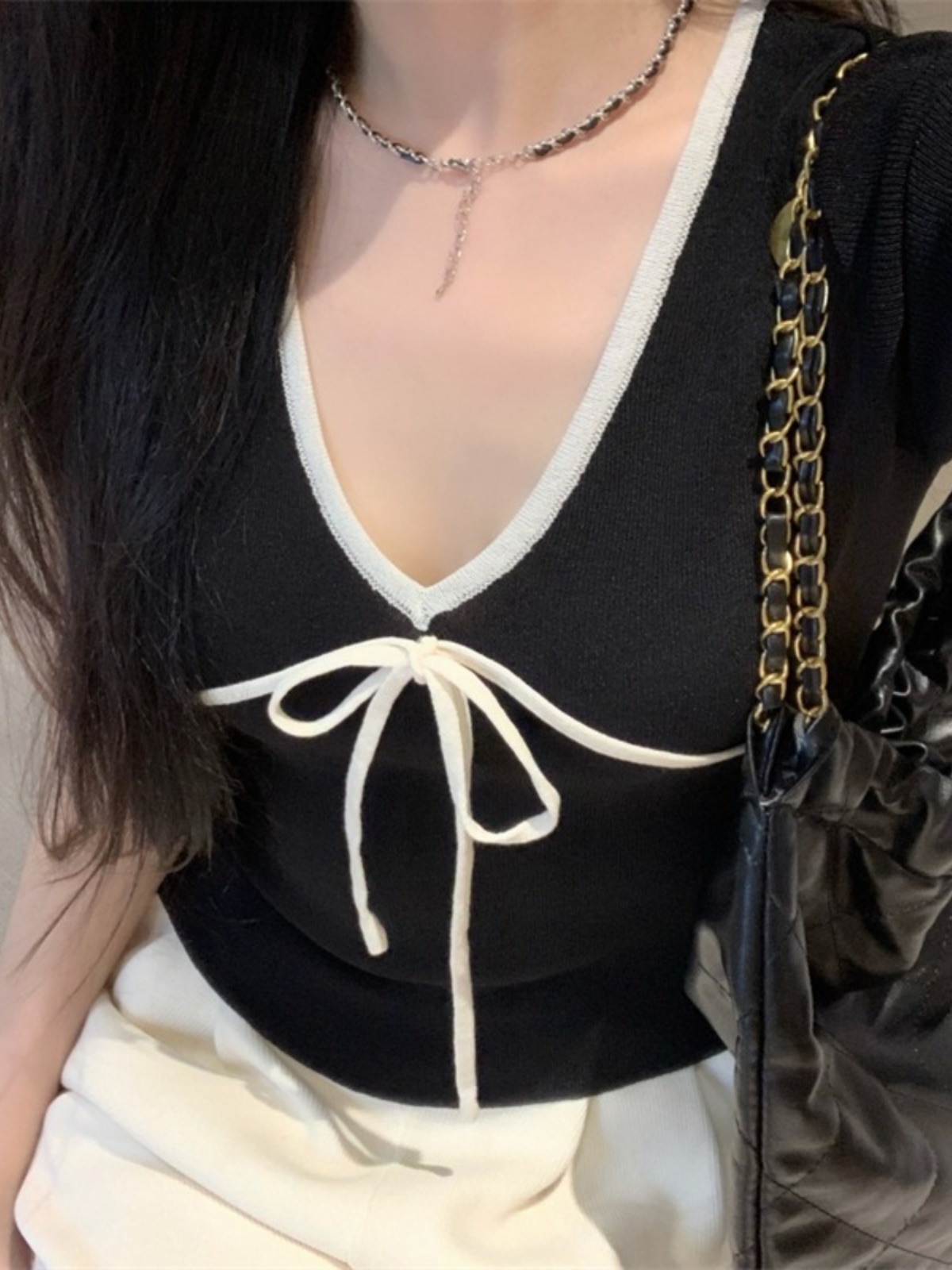 V-Neck Bow Tie Short Sleeve Cropped T-Shirt with Color-Blocking - Spicy Girl Pure Desire Style, Korean Fashion V-Neck Bow Tie Short Sleeve Cropped T-Shirt with Color-Blocking - Spicy Girl Pure Desire Style, Korean Fashion