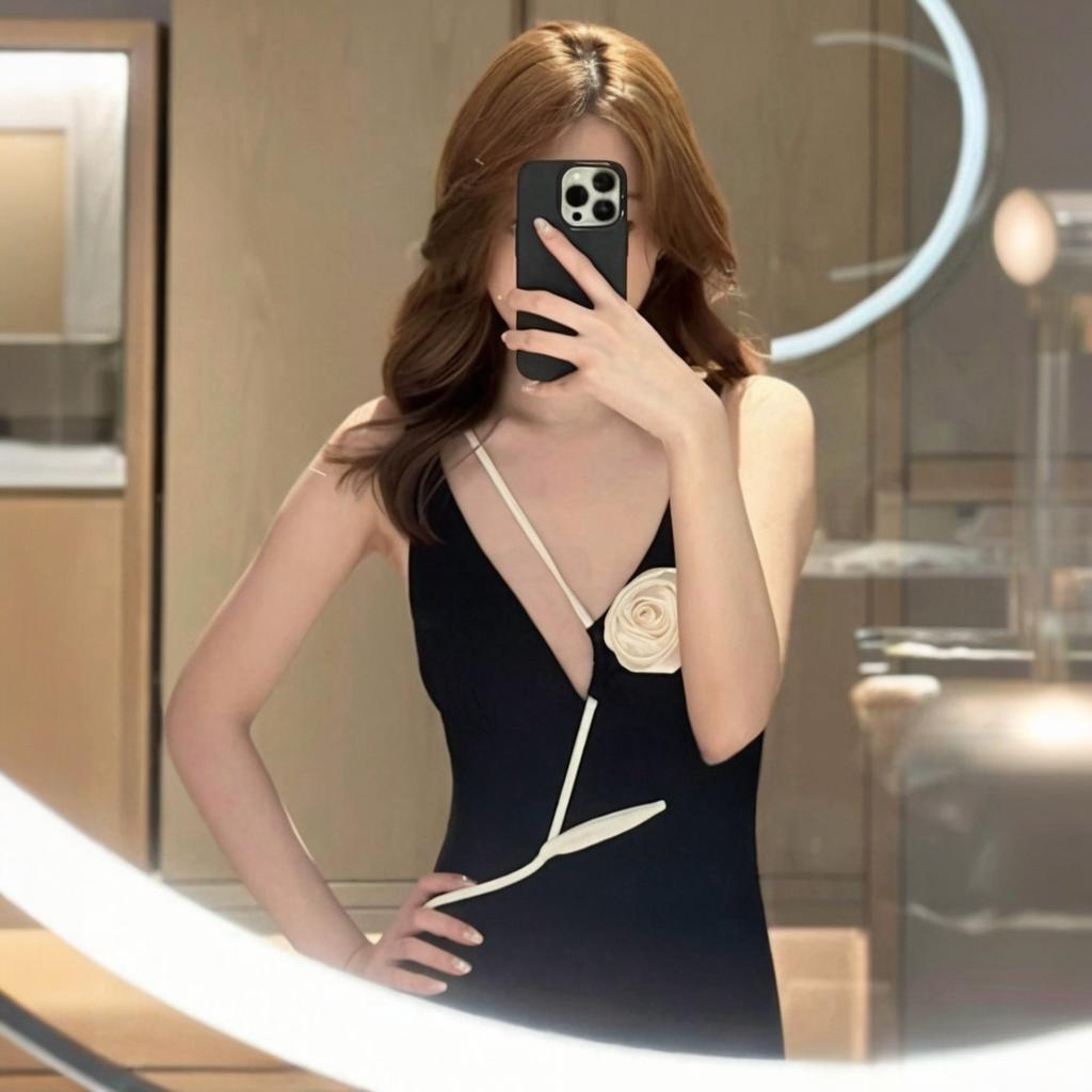 V-neck Floral Vintage One-Piece Swimsuit for Women - French Style Slim-Fit Beach Vacation Swimwear for Small Bust V-neck Floral Vintage One-Piece Swimsuit for Women - French Style Slim-Fit Beach Vacation Swimwear for Small Bust