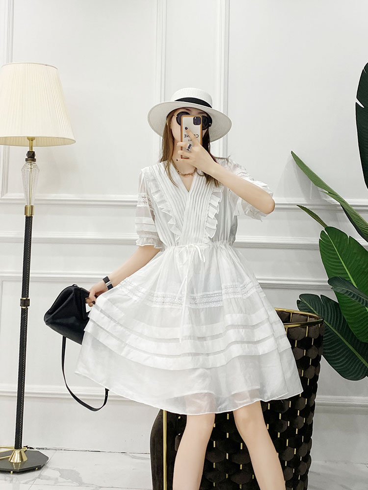 V-Neck Pleated Ruffle Lace Trim Tie Waist Solid Color Dress - European Summer Style for Women