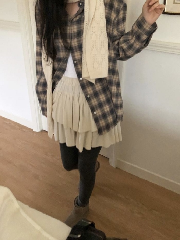 Velvet Mini Skirt - Ballet Girl Winter Limited Edition, Korean Style, Chic Fashion for a Stylish Look Velvet Mini Skirt - Ballet Girl Winter Limited Edition, Korean Style, Chic Fashion for a Stylish Look