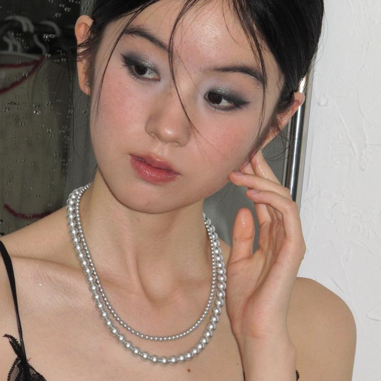 Versatile Creamy French Pearl Necklace - Romantic Personalized High-End Accessory for Everyday Commuting Style