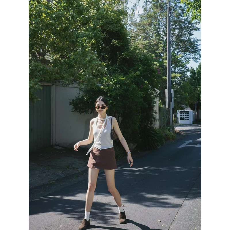 Versatile Knitted Halter Top for Women - Basic Camisole Inner/Outer Wear - Chic and Stylish Thigh-Length Design