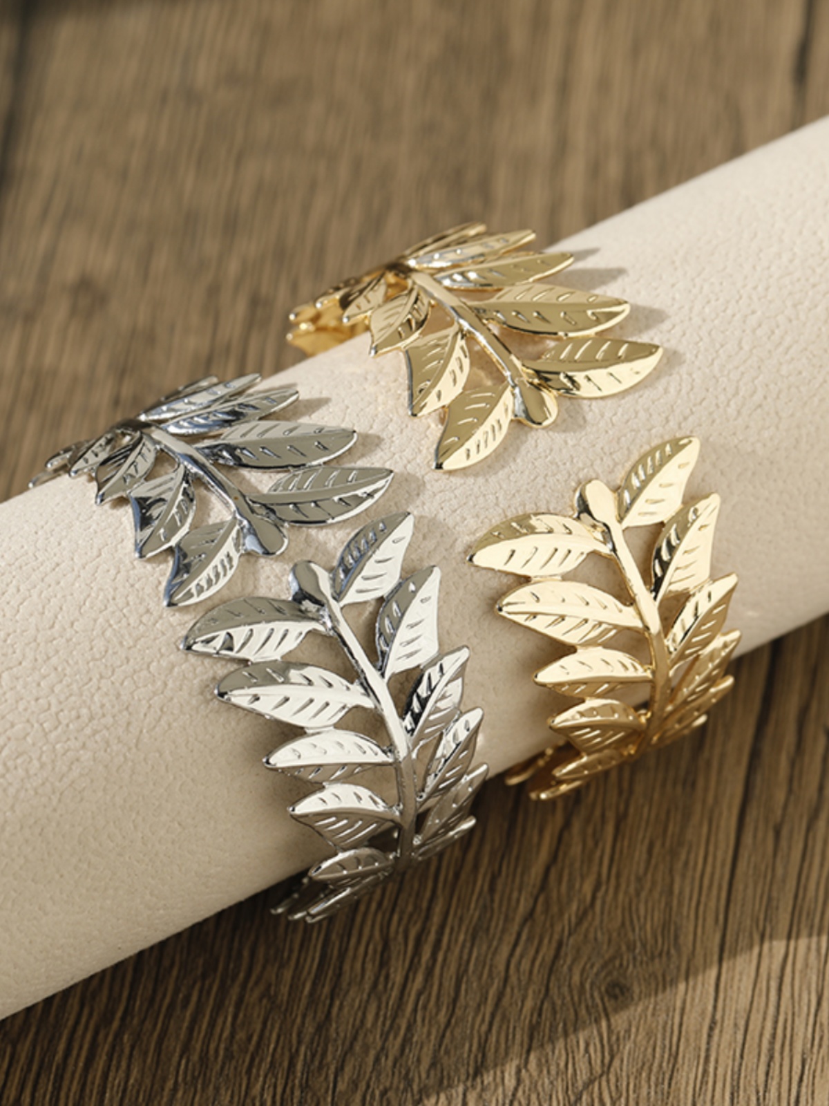 Versatile Metal Hollow Leaf Open Bangle Bracelet - Carved Flower Design, Spring Fashion, European and American Style Versatile Metal Hollow Leaf Open Bangle Bracelet - Carved Flower Design, Spring Fashion, European and American Style