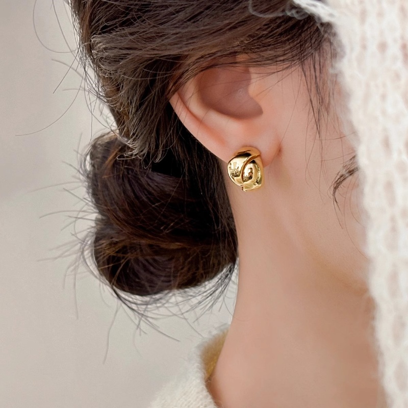 Versatile Niche Design Earrings for Women - Chic Statement Jewelry for Every Occasion Versatile Niche Design Earrings for Women - Chic Statement Jewelry for Every Occasion