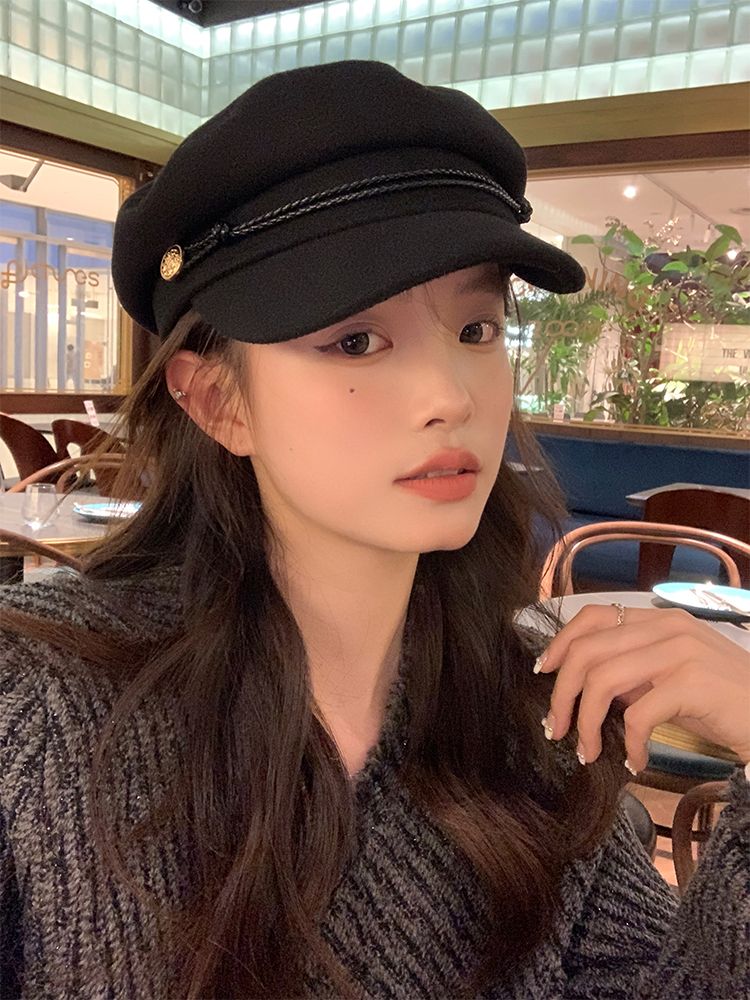 Versatile Octagonal Beret Hat for Women - 2025 Flat-Top Painter Newsboy Cap for Autumn and Winter Fashion