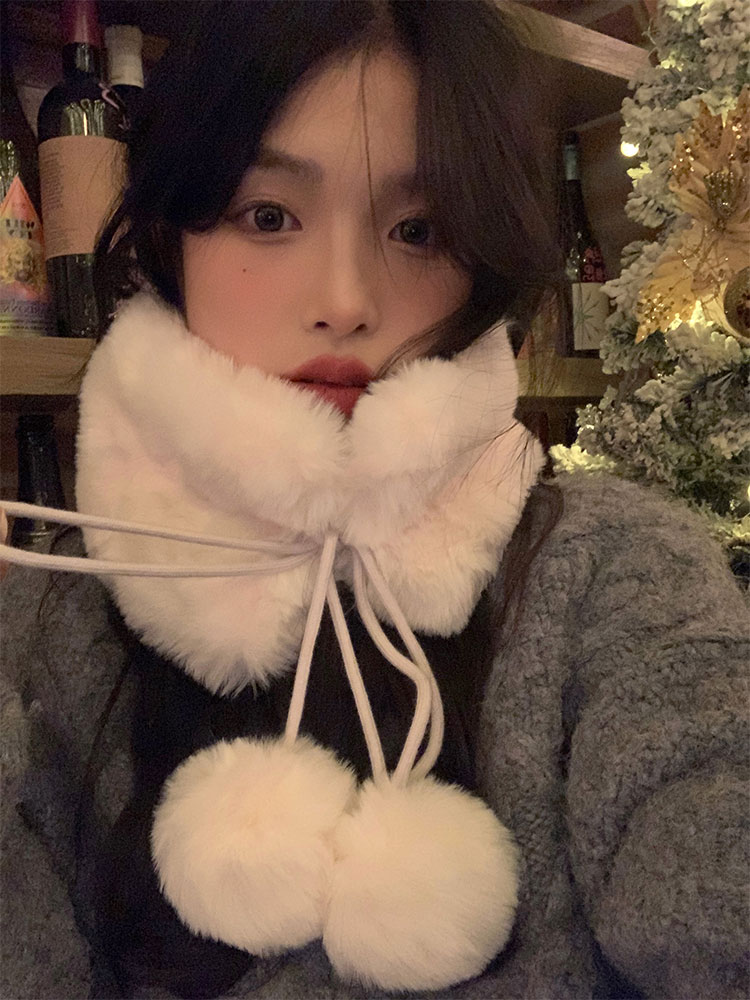 Versatile Plush Faux Fur Scarf with Pom-Pom for Women - Cute Korean Style Winter Accessory, Autumn Fashion, Cozy Fur Collar Versatile Plush Faux Fur Scarf with Pom-Pom for Women - Cute Korean Style Winter Accessory, Autumn Fashion, Cozy Fur Collar