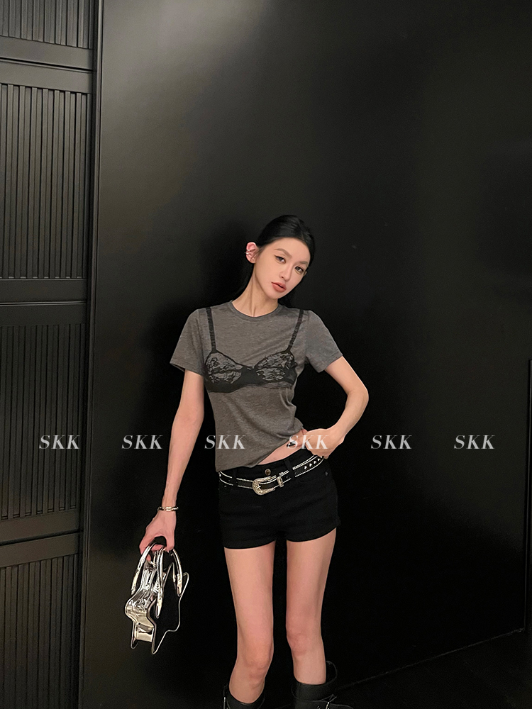 Versatile Silver Studded Narrow Decorative Belt - Y2K Inspired Fashion Accessory for Stylish Outfits Versatile Silver Studded Narrow Decorative Belt - Y2K Inspired Fashion Accessory for Stylish Outfits