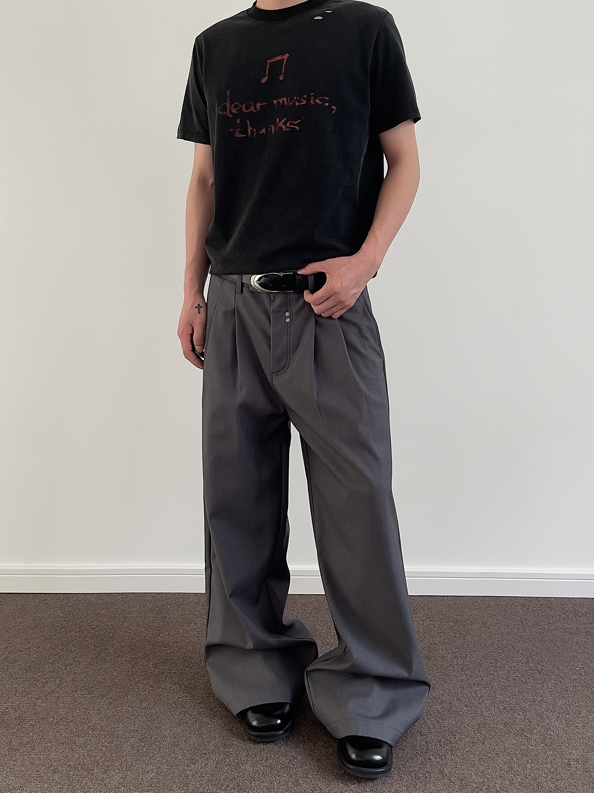 Vintage American Deconstructed Studded Pleated Trousers - Clean Fit Straight Leg Casual Pants for Y2K and Old Money Style Vintage American Deconstructed Studded Pleated Trousers - Clean Fit Straight Leg Casual Pants for Y2K and Old Money Style