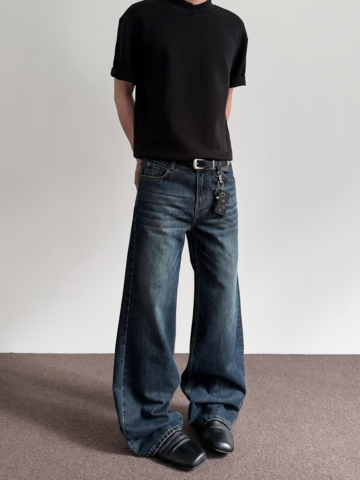 Vintage American Distressed Jeans for Men - Trendy Straight Leg Slim Fit Pants with Slight Flare, Retro Style Fashion Vintage American Distressed Jeans for Men - Trendy Straight Leg Slim Fit Pants with Slight Flare, Retro Style Fashion