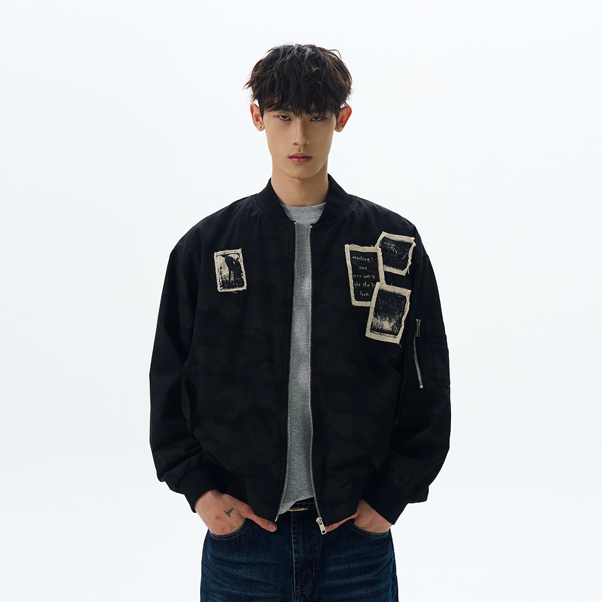 Vintage American Retro Camouflage Patch Baseball Jacket - Clean Fit Short Flight Coat for a Stylish Y2K Look