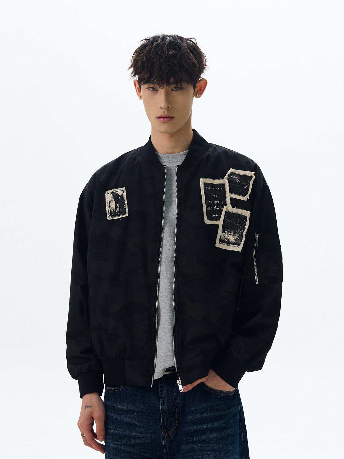 Vintage American Retro Camouflage Patch Baseball Jacket - Clean Fit Short Flight Coat for a Stylish Y2K Look Vintage American Retro Camouflage Patch Baseball Jacket - Clean Fit Short Flight Coat for a Stylish Y2K Look