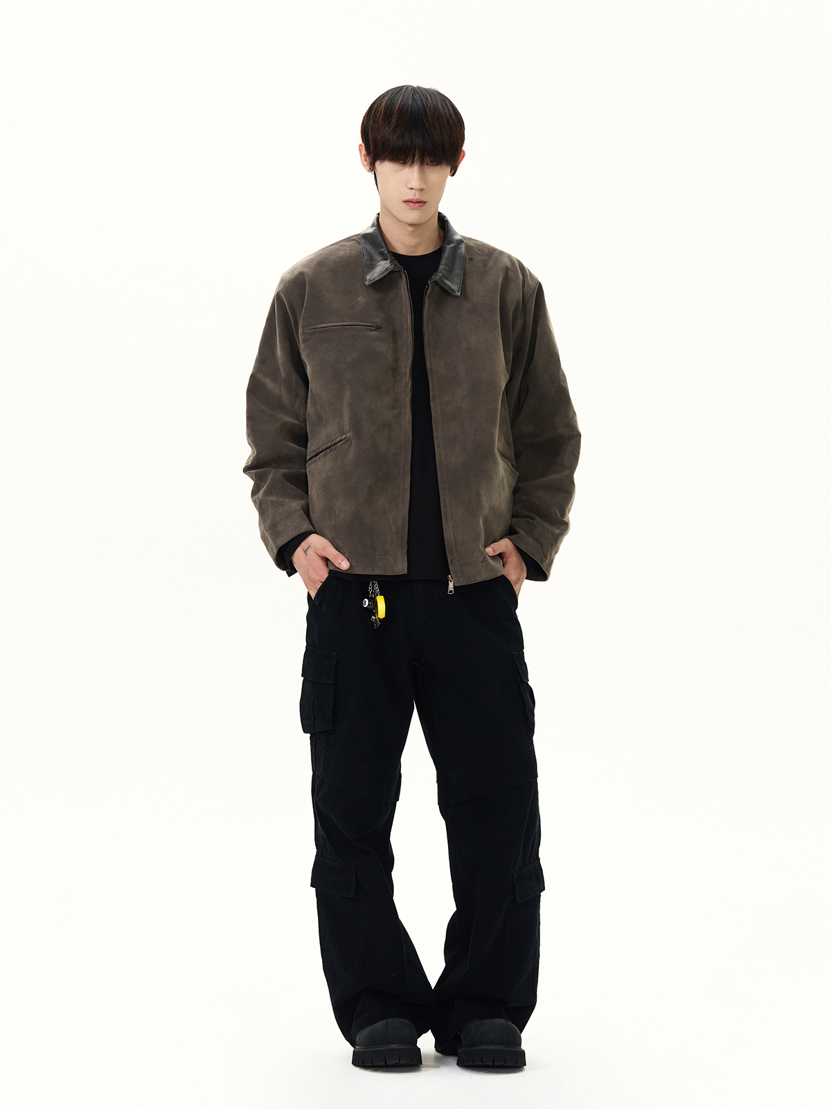 Vintage American Suede Leather Jacket for Women - High Street Detroit Style, Clean Fit, Short Lapel, Thickened Coat Vintage American Suede Leather Jacket for Women - High Street Detroit Style, Clean Fit, Short Lapel, Thickened Coat