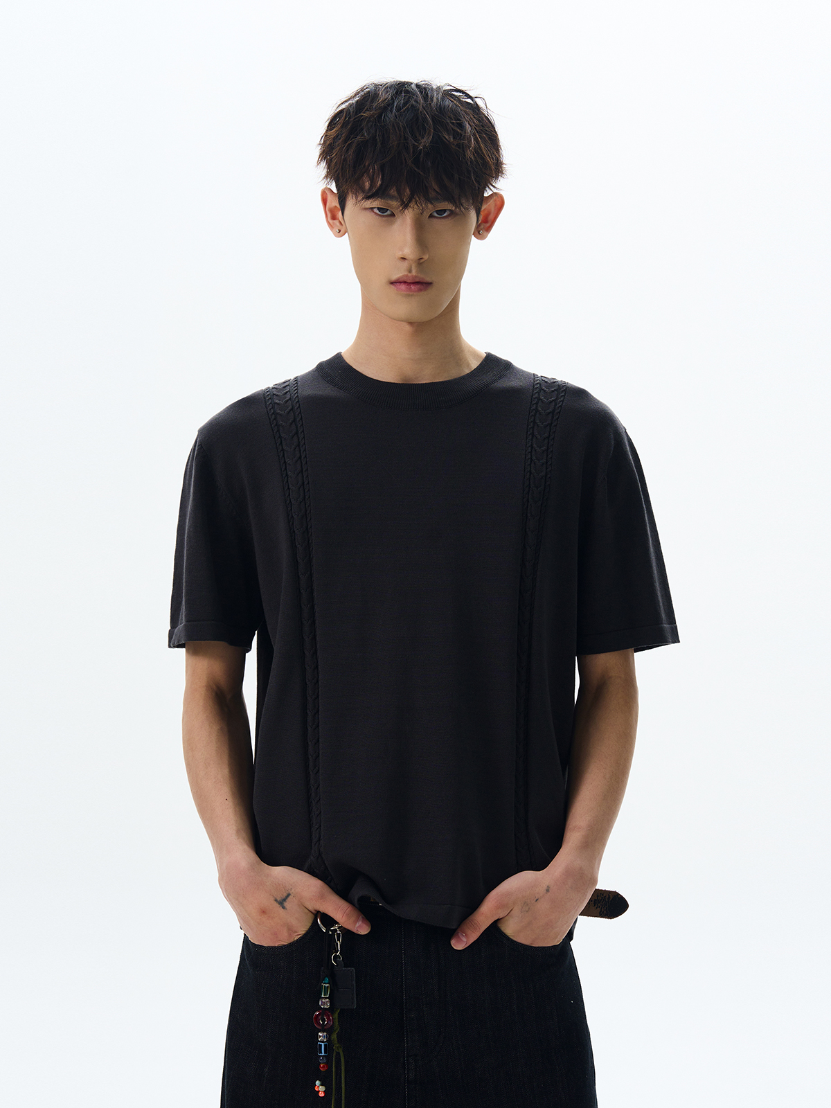 Vintage American Woven Short-Sleeve Sweater T-Shirt for Men and Women - Versatile Knit Top in Classic Old Money Style Vintage American Woven Short-Sleeve Sweater T-Shirt for Men and Women - Versatile Knit Top in Classic Old Money Style