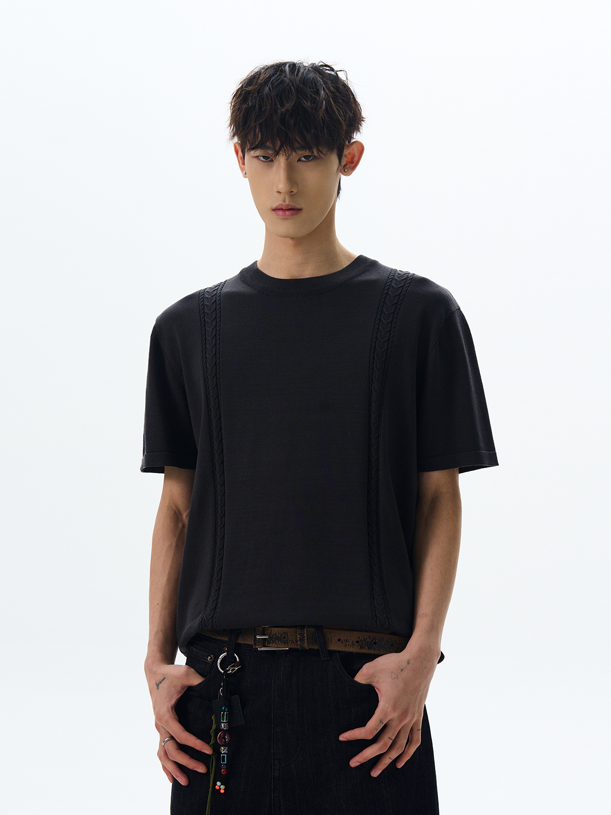 Vintage American Woven Short-Sleeve Sweater T-Shirt for Men and Women - Versatile Knit Top in Classic Old Money Style Vintage American Woven Short-Sleeve Sweater T-Shirt for Men and Women - Versatile Knit Top in Classic Old Money Style