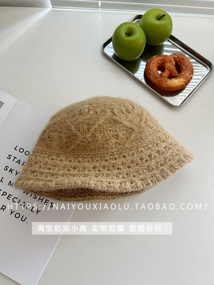 Vintage Artistic Crochet Fisherman Hat for Women - Face-Covering Bucket Hat, Warm Autumn-Winter Accessory, Flattering Design