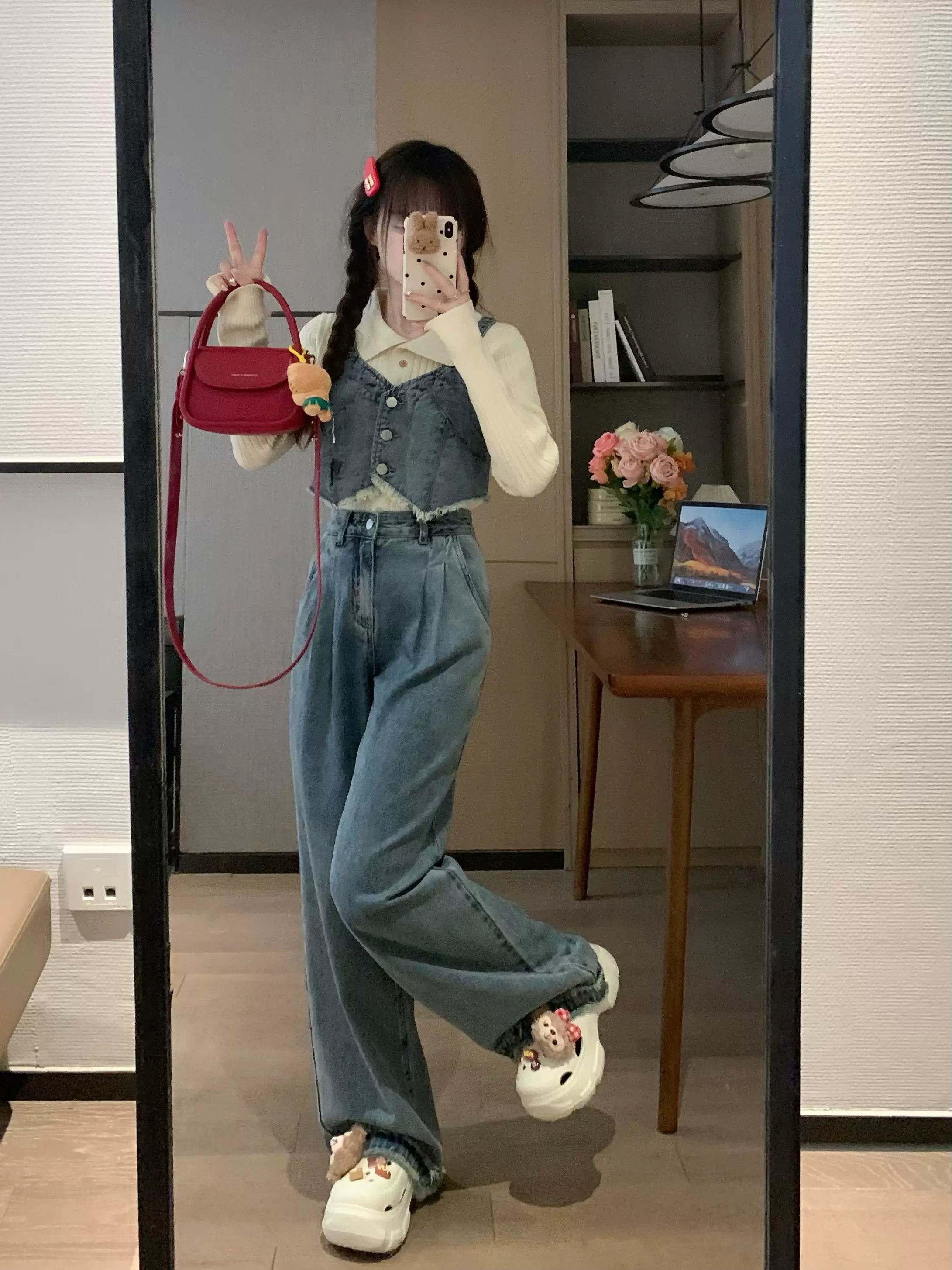 Vintage Blue Loose Draped Denim Pants for Women - Casual Split Strap Design, Relaxed Fit, Versatile Spring Style Vintage Blue Loose Draped Denim Pants for Women - Casual Split Strap Design, Relaxed Fit, Versatile Spring Style