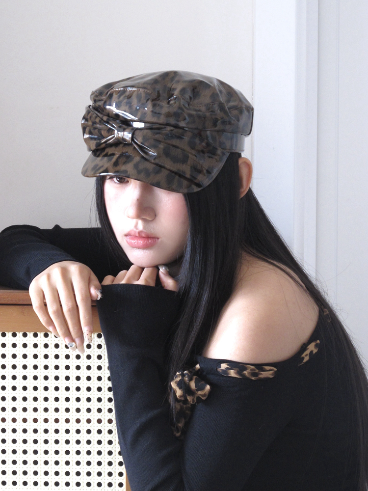 Vintage British Leopard Print Octagonal Beret Hat in Coffee PU Leather - Versatile Skin-Tone Enhancing Spring Fashion Vintage British Leopard Print Octagonal Beret Hat in Coffee PU Leather - Versatile Skin-Tone Enhancing Spring Fashion