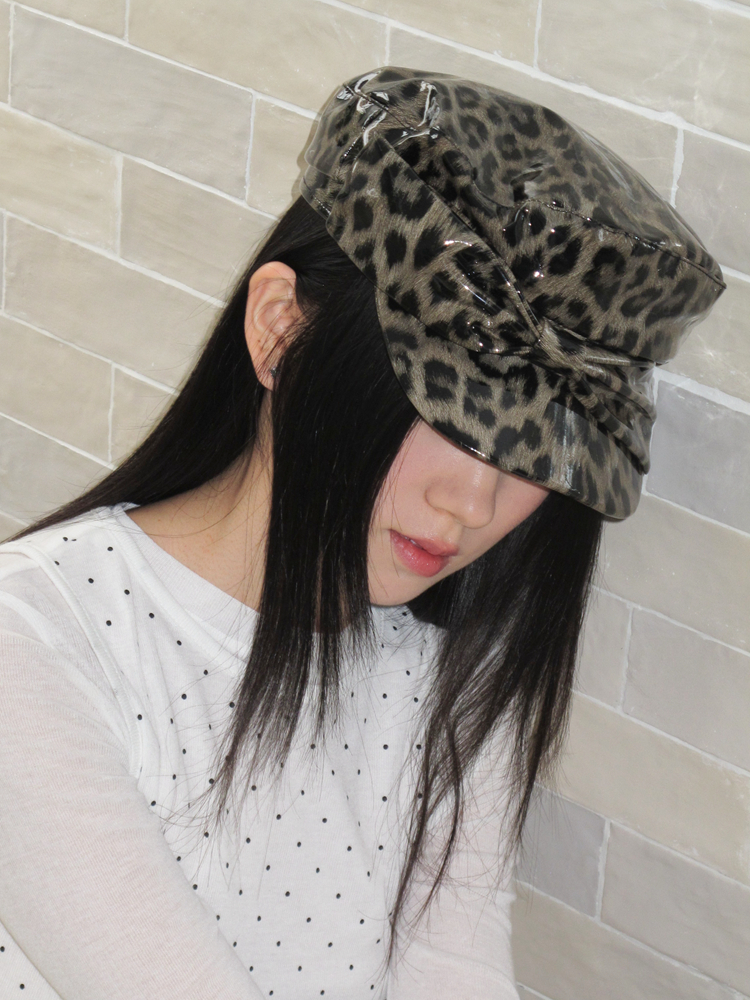 Vintage British Leopard Print Octagonal Beret Hat in Coffee PU Leather - Versatile Skin-Tone Enhancing Spring Fashion Vintage British Leopard Print Octagonal Beret Hat in Coffee PU Leather - Versatile Skin-Tone Enhancing Spring Fashion