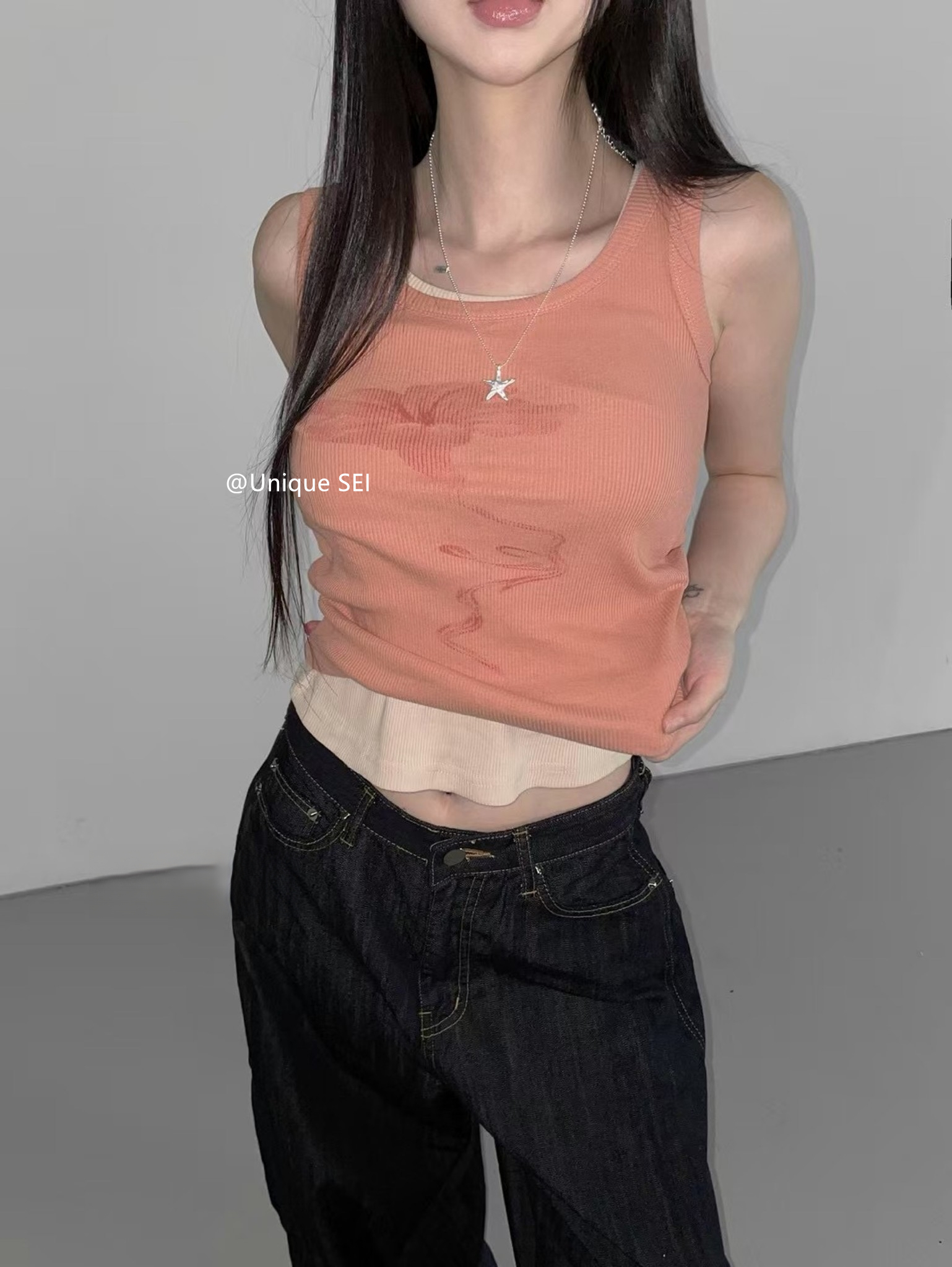 Vintage Distressed Dark Floral Ribbed Stretchy Soft Tank Top - Unique Korean Style Fashion