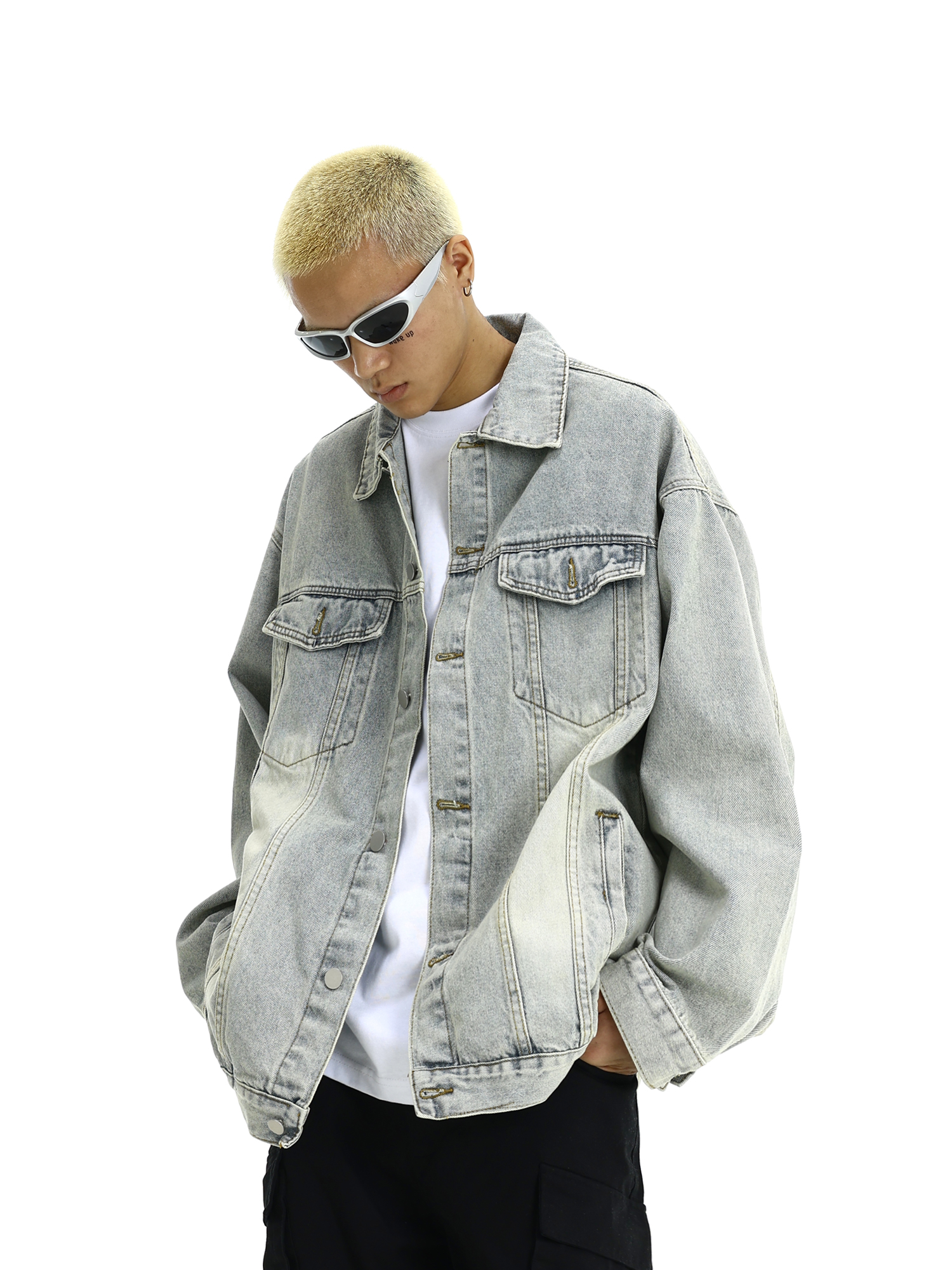 Vintage Distressed Denim Jacket for Men and Women - Unisex High Street Casual Outerwear, Versatile Loose Fit Vintage Distressed Denim Jacket for Men and Women - Unisex High Street Casual Outerwear, Versatile Loose Fit