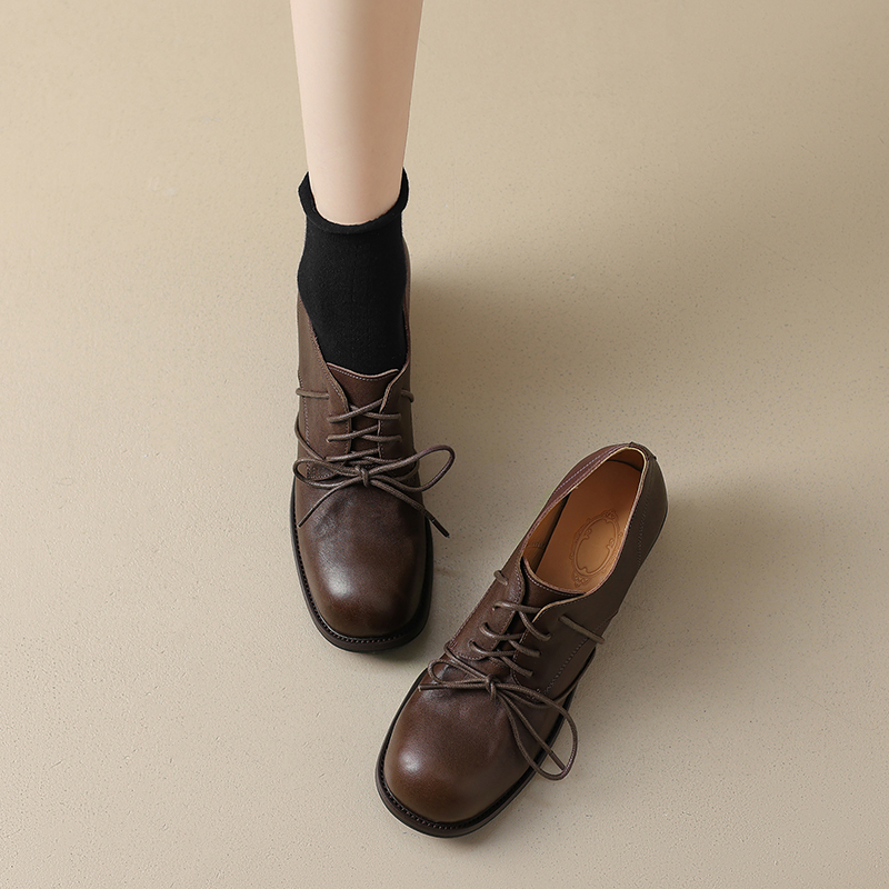 Vintage Distressed Horse Leather Round-Toe Lace-Up Low-Heeled Derby Shoes - Heavy-Duty Y2K Style Loafers for Timeless Elegance Vintage Distressed Horse Leather Round-Toe Lace-Up Low-Heeled Derby Shoes - Heavy-Duty Y2K Style Loafers for Timeless Elegance