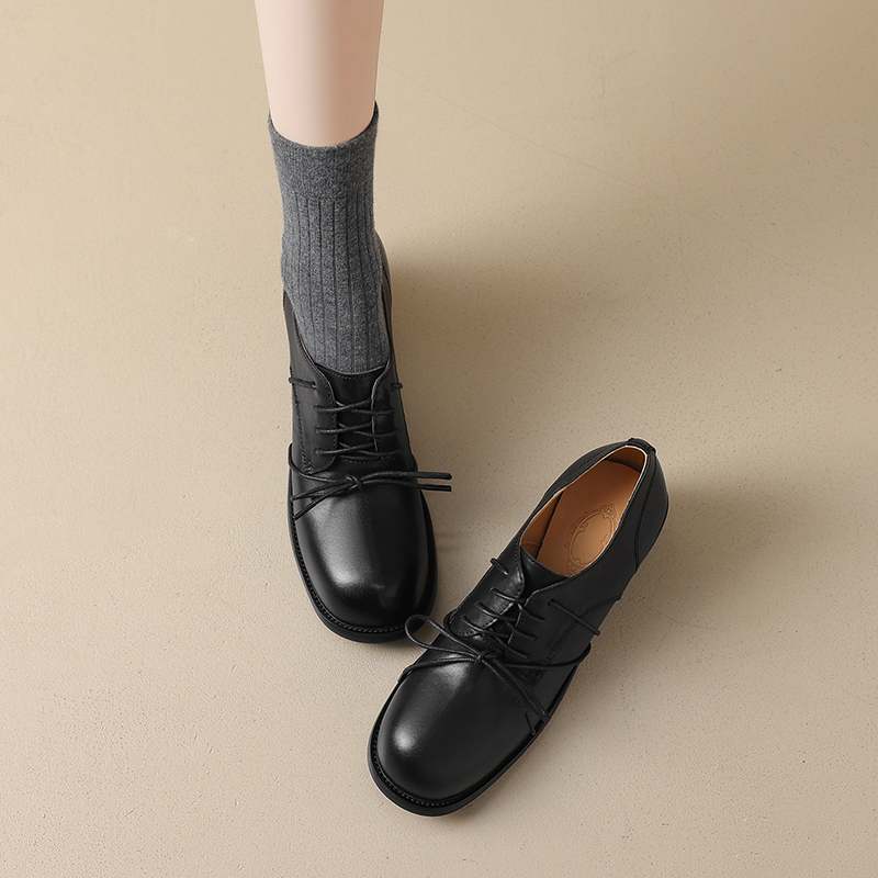 Vintage Distressed Horse Leather Round-Toe Lace-Up Low-Heeled Derby Shoes - Heavy-Duty Y2K Style Loafers for Timeless Elegance Vintage Distressed Horse Leather Round-Toe Lace-Up Low-Heeled Derby Shoes - Heavy-Duty Y2K Style Loafers for Timeless Elegance