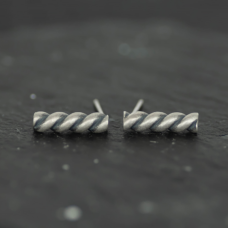 Vintage Distressed Spiral Twisted Stud Earrings in Pure Silver S925 - Unique Minimalist Jewelry for Effortless Style