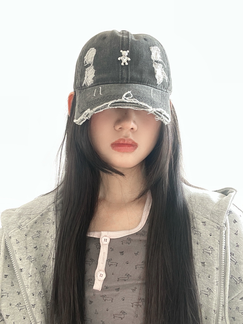 Vintage Distressed Washed Denim Baseball Cap for Women - Cute Little Bear Design, Flattering Fit for Spring and Summer Style