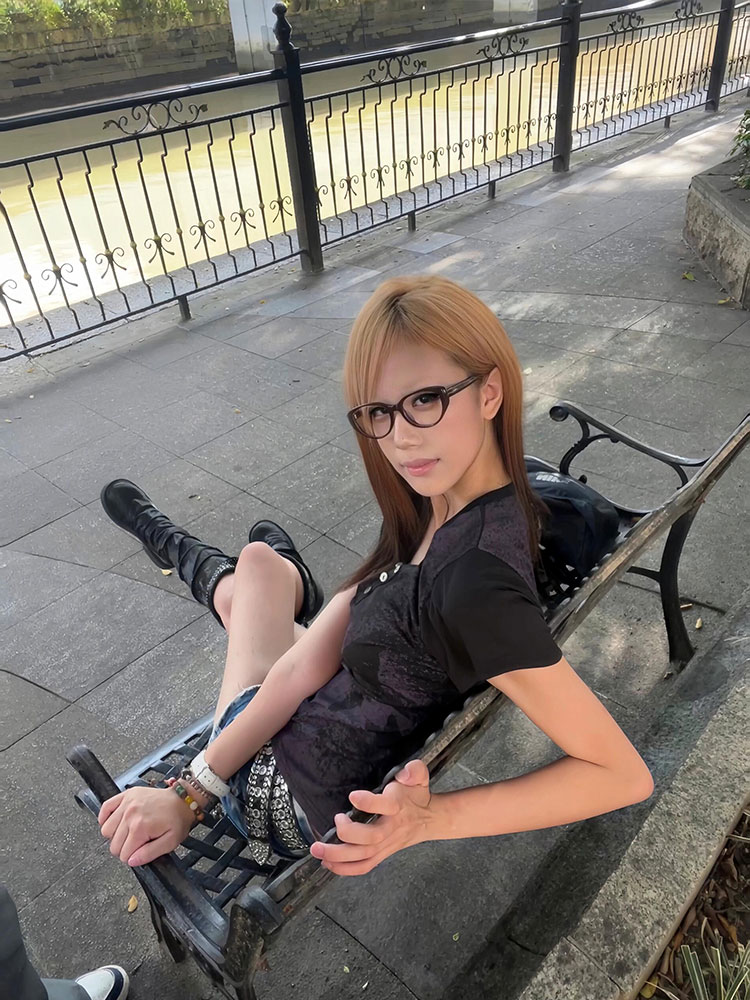 Vintage Eccentric Hot Girl Printed Short-Sleeve T-Shirt - Summer Casual Slimming Top for Y2K and 90s Style Fashion Vintage Eccentric Hot Girl Printed Short-Sleeve T-Shirt - Summer Casual Slimming Top for Y2K and 90s Style Fashion