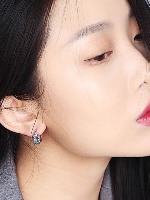 Vintage Engraved Chinese Dragon Pattern 925 Silver Earrings for Men and Women - Bold Unique Totem Jewelry Vintage Engraved Chinese Dragon Pattern 925 Silver Earrings for Men and Women - Bold Unique Totem Jewelry