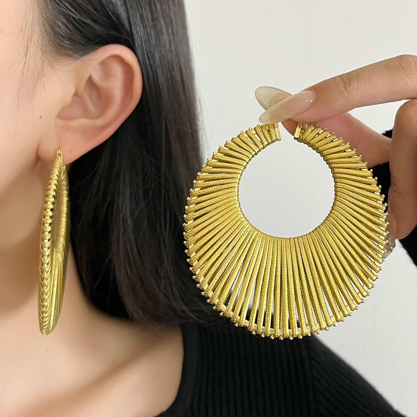 Vintage Exaggerated Woven Wrap Earrings for Women - Light Luxury High-End Large Hoop Dress Accessories, Versatile Fashion Statement Vintage Exaggerated Woven Wrap Earrings for Women - Light Luxury High-End Large Hoop Dress Accessories, Versatile Fashion Statement