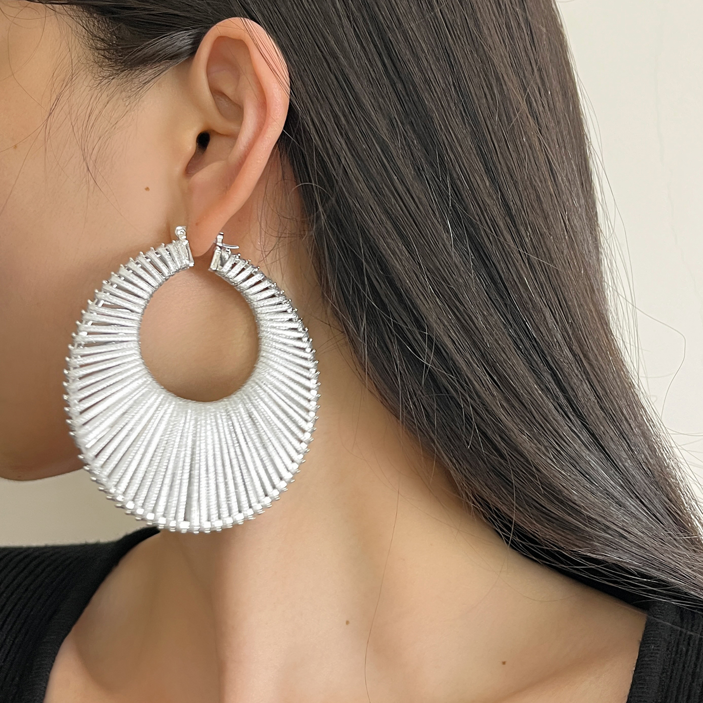 Vintage Exaggerated Woven Wrap Earrings for Women - Light Luxury High-End Large Hoop Dress Accessories, Versatile Fashion Statement Vintage Exaggerated Woven Wrap Earrings for Women - Light Luxury High-End Large Hoop Dress Accessories, Versatile Fashion Statement