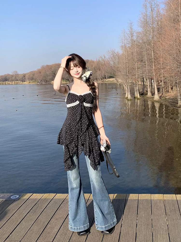 Vintage Floral Camisole Top for Women - Irregular Design, Loose-Fitting, Spring 2025 Collection, Perfect for Casual Y2K Style Vintage Floral Camisole Top for Women - Irregular Design, Loose-Fitting, Spring 2025 Collection, Perfect for Casual Y2K Style