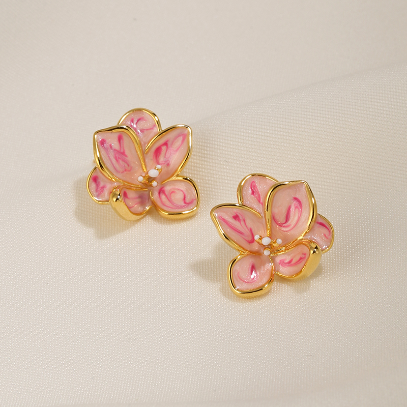 Vintage Floral Enamel Stud Earrings for Women, Oil Painting Style, Light Luxury High-End Glazed Petals, Sweet Temperament Design Vintage Floral Enamel Stud Earrings for Women, Oil Painting Style, Light Luxury High-End Glazed Petals, Sweet Temperament Design