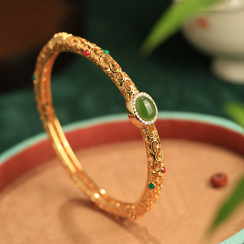 Vintage Floral Wire Bracelet in Natural Hetian Jade Green – High-End Retro Chinese Style Women's Open Design