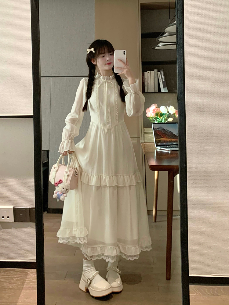 Vintage French-Style Long Dress with Lace, Sweet and Elegant Design for Early Spring – Dreamy, Feminine Fashion for Effortless Style Vintage French-Style Long Dress with Lace, Sweet and Elegant Design for Early Spring – Dreamy, Feminine Fashion for Effortless Style