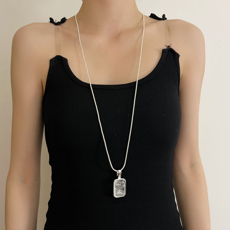 Vintage Gold Long Square Crystal Necklace for Women - French Niche Sugar Gem Jewelry, Elegant Sweater Chain Vintage Gold Long Square Crystal Necklace for Women - French Niche Sugar Gem Jewelry, Elegant Sweater Chain