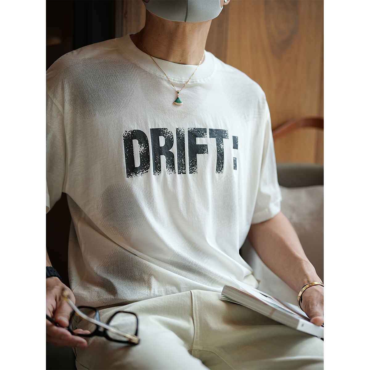 Vintage Gradient Short-Sleeve T-Shirt for Men - Hong Kong Style Heavyweight Wash, Trendy Letter Print, Summer Essential Vintage Gradient Short-Sleeve T-Shirt for Men - Hong Kong Style Heavyweight Wash, Trendy Letter Print, Summer Essential