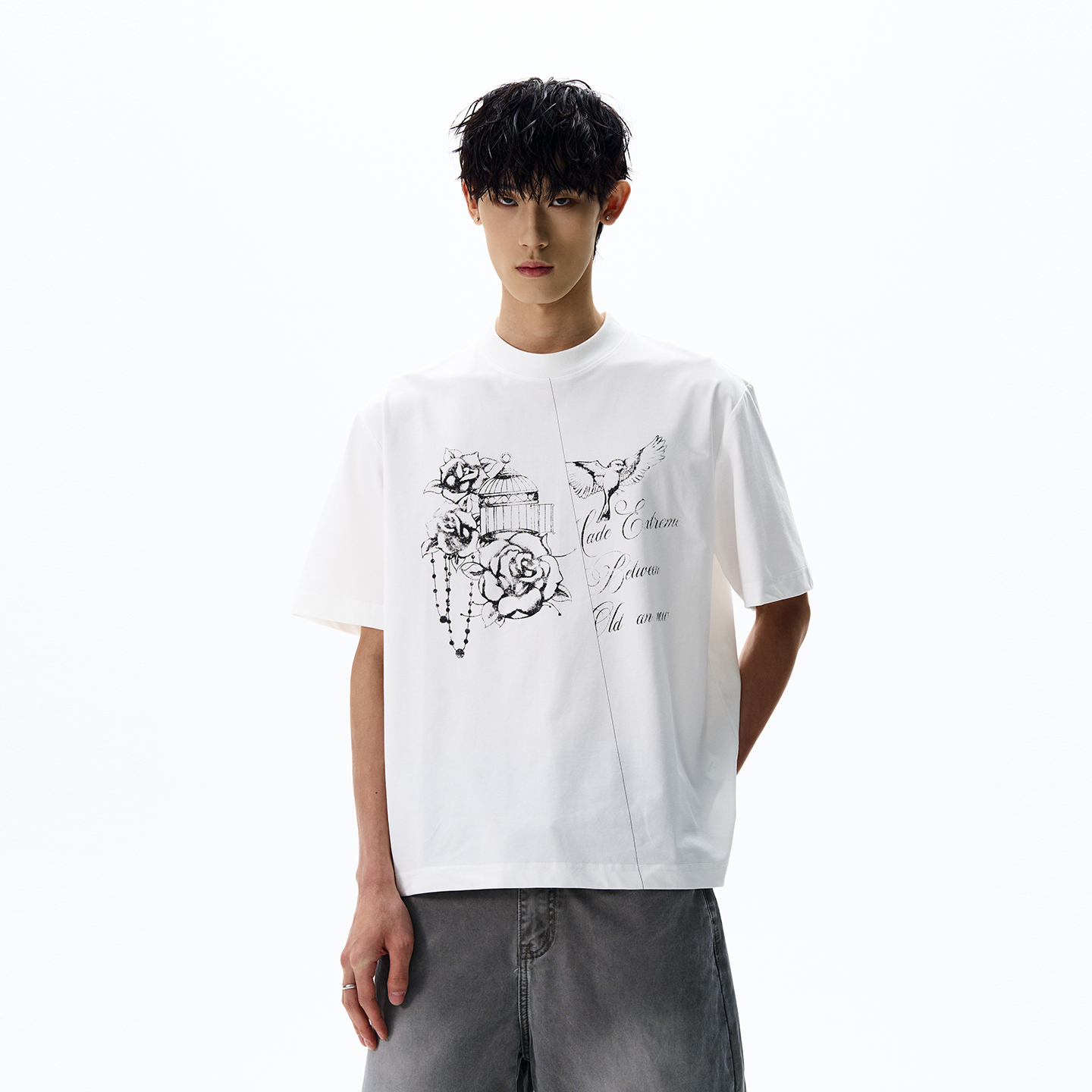 Vintage Hand-Painted Printed Short Sleeve T-Shirt for Men - Boxy Fit, Drop Shoulder, Casual Style Vintage Hand-Painted Printed Short Sleeve T-Shirt for Men - Boxy Fit, Drop Shoulder, Casual Style