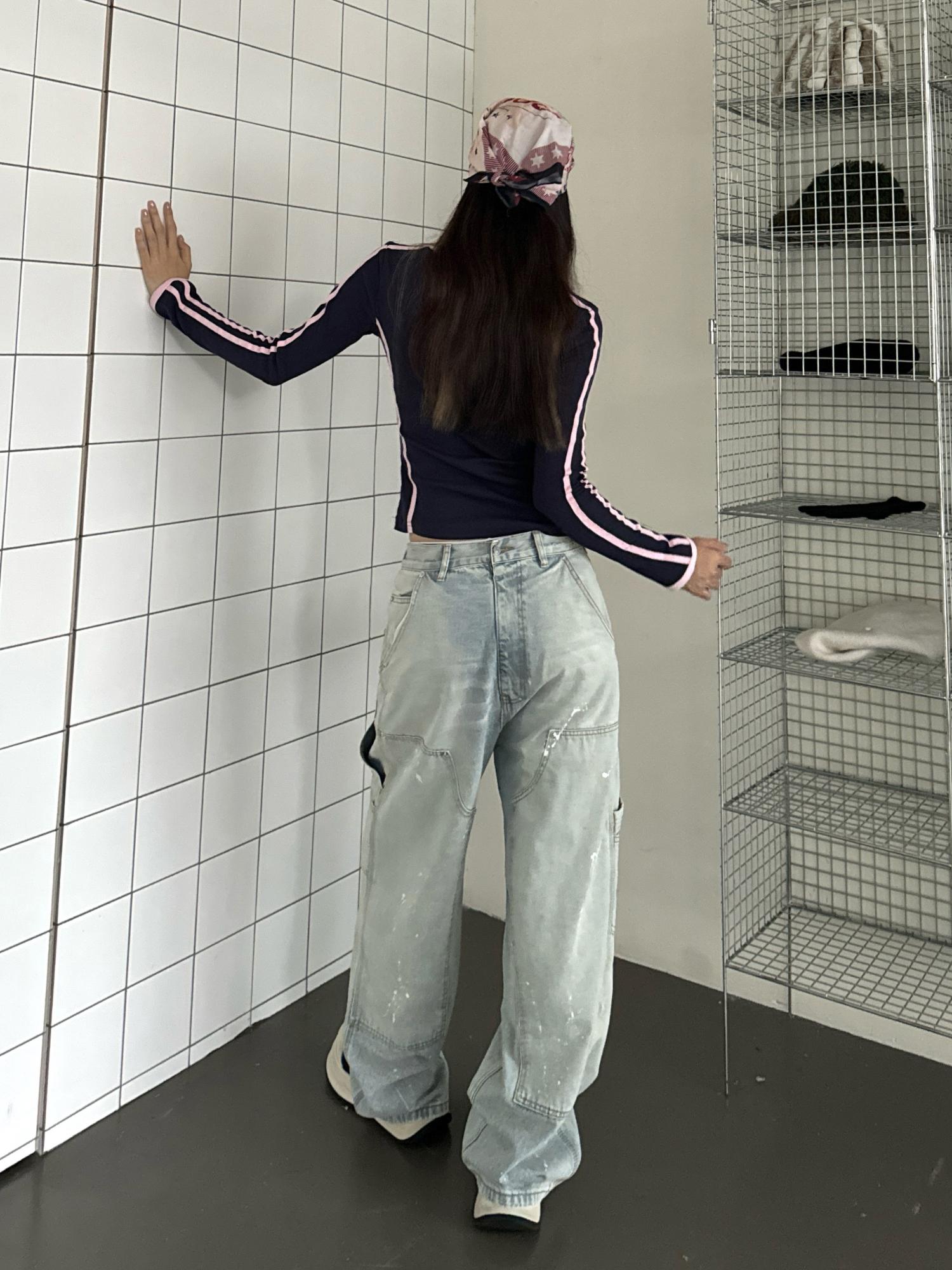 Vintage High Street Reversible Multi-Pocket Jeans with Splatter Design - Retro 90s Style for a Chic Summer Look Vintage High Street Reversible Multi-Pocket Jeans with Splatter Design - Retro 90s Style for a Chic Summer Look