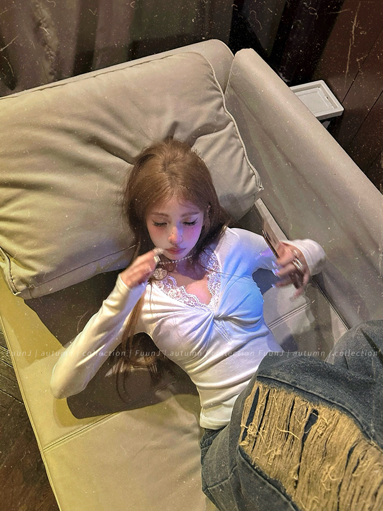 Vintage High-Waisted Loose Heavy-Duty Ripped Jeans for Women - Versatile Wide-Leg Casual Pants in Y2K Style Vintage High-Waisted Loose Heavy-Duty Ripped Jeans for Women - Versatile Wide-Leg Casual Pants in Y2K Style